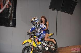 机车成人走秀视频网站,揭秘机车成人走秀的视觉盛宴